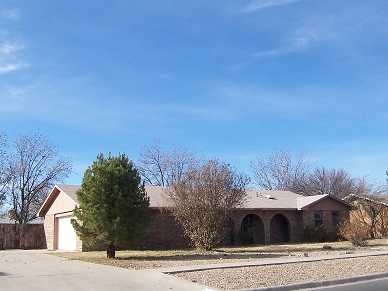 3304 Mission Arch Dr, Roswell, NM 88201