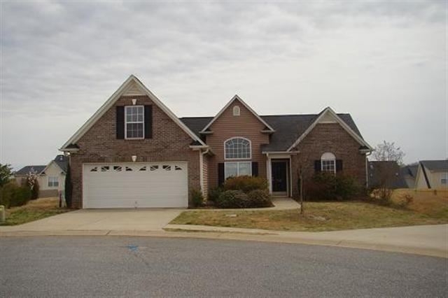 312 Ellsworth Ct, Woodruff, SC 29388