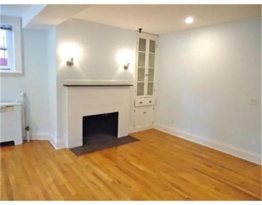 Commonwealth Ave #12, Boston, MA 02116