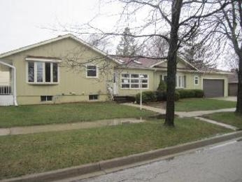 2226 Marshall Parkway, Waukegan, IL 60085