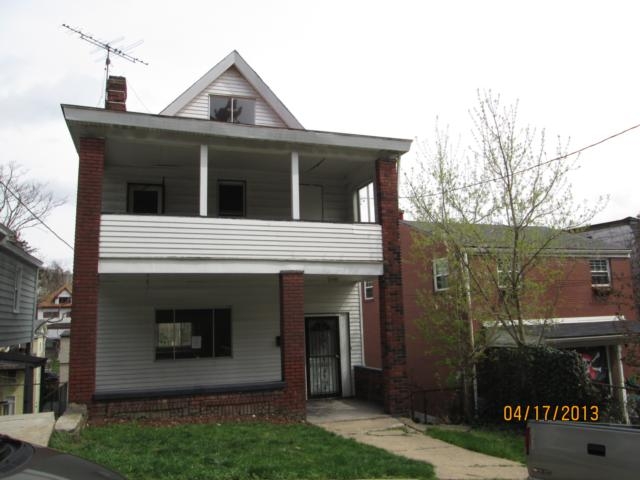 29 Norton St, Pittsburgh, PA 15211