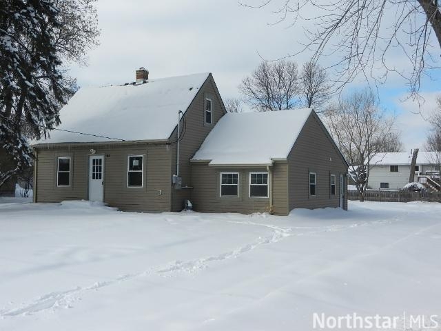 61 County Road C W, Saint Paul, MN 55117