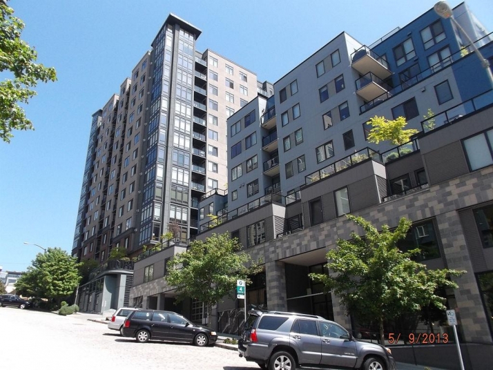 81 Clay St Unit 325, Seattle, WA 98121