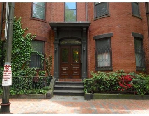 Chandler St #1, Boston, MA 02116