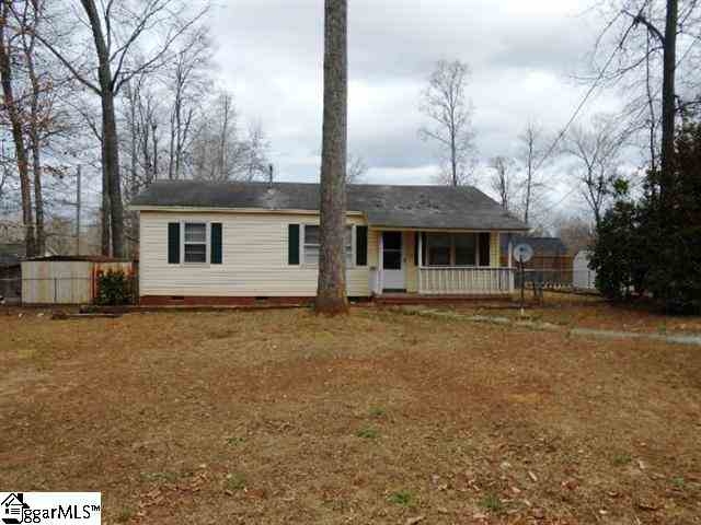 110 Wiley Ct, Greenwood, SC 29649