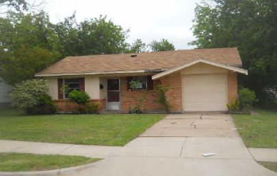 2628 Emerald Drive, Mesquite, TX 75150