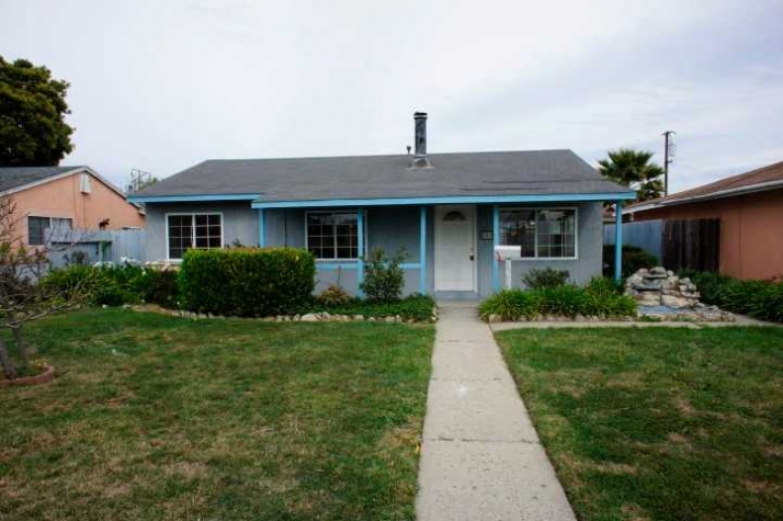 526 N C St, Lompoc, CA 93436