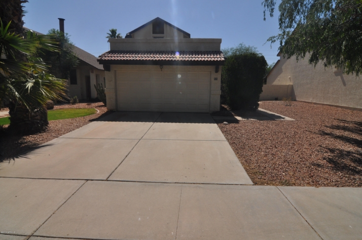 728 N Entrada St, Chandler, AZ 85226