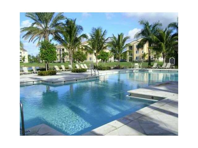 2320 PRESERVE WY # 302, Hollywood, FL 33025