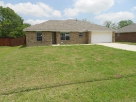 1402 Oriole St, Mesquite, TX 75149