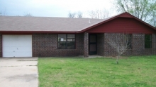 709 Pecan St Muldrow, OK 74948