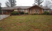 807 Lucerne Dr Spartanburg, SC 29302