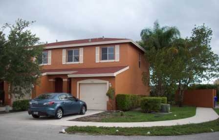 380 N Palm Villas Way, Lake Worth, FL 33461