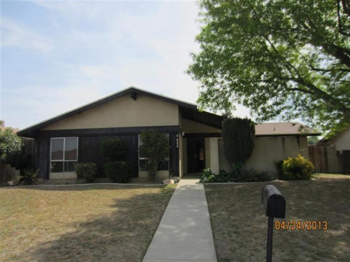 4506 Mccray St, Bakersfield, CA 93308