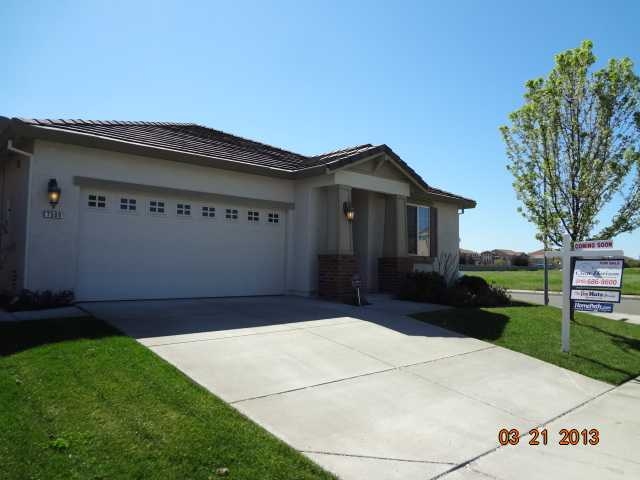 7500 Splendid Way, Elk Grove, CA 95758