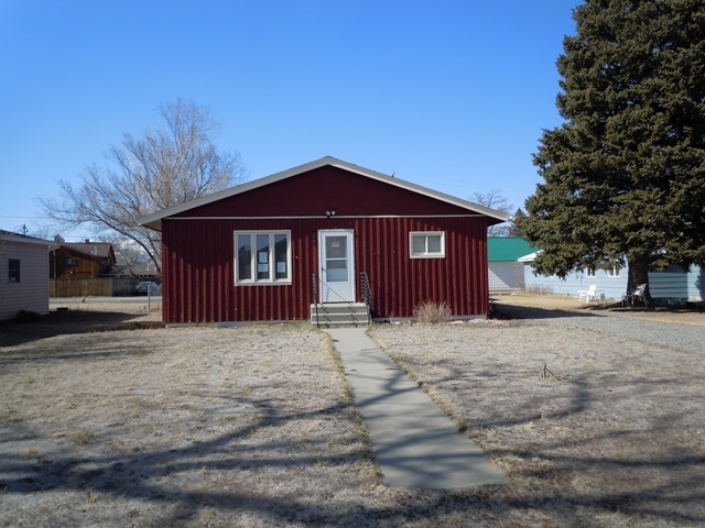 508 E 4th Ave, Big Timber, MT 59011