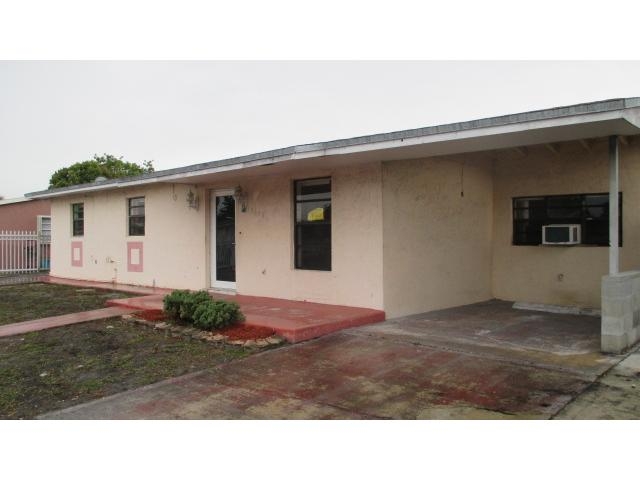 19620 NW 47 PL, Opa Locka, FL 33055