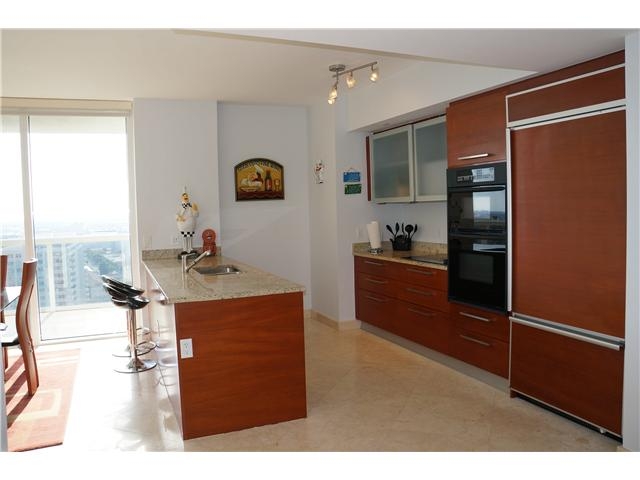 1830 S OCEAN DR # 2206, Hallandale, FL 33009