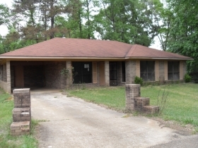 195 Washington St, Magnolia, MS 39652