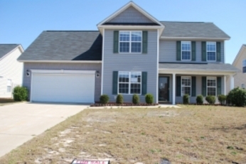 1264 Chimney Swift Dr, Fayetteville, NC 28306