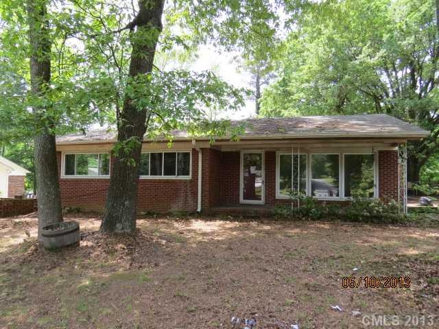 2007 Garland Ave, Gastonia, NC 28052