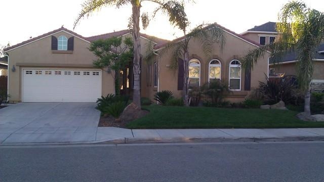 8589 N Ann Ave, Fresno, CA 93720