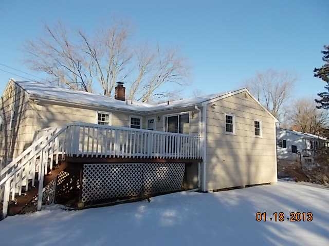 16 Deerfield Dr, Seymour, CT 06483