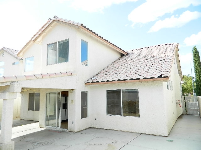 7983 Dinsmore Drive, Las Vegas, NV 89117