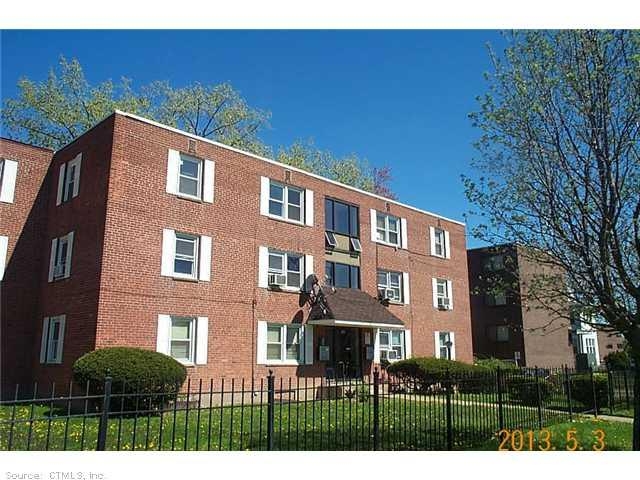 946 Wethersfield Ave, Hartford, CT 06114