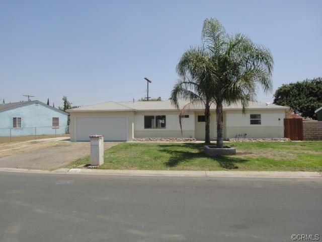 5587 Ivanhoe Ave, Riverside, CA 92503