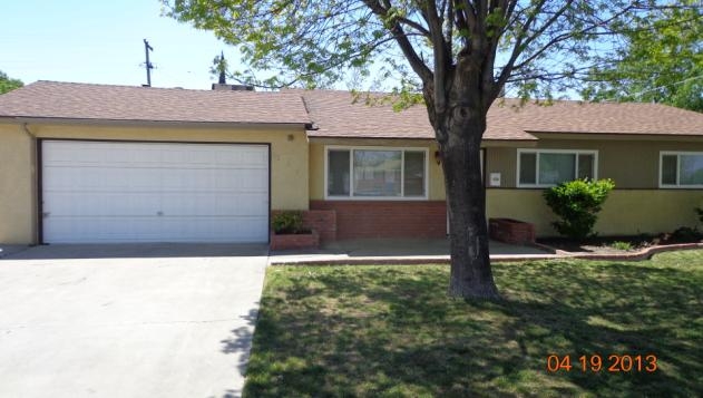 257 West Spring Lane, Lemoore, CA 93245