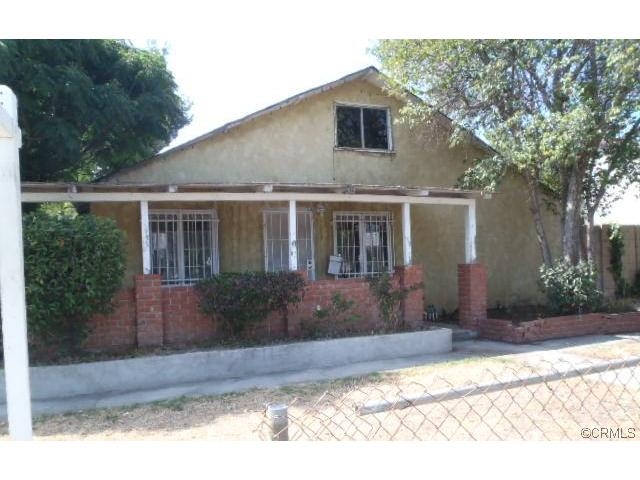 14593 Polk St, Sylmar, CA 91342