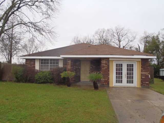 5152 Lee Pl, Marrero, LA 70072