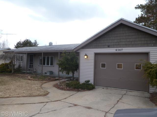 4147 S Brooks Rd, Muskegon, MI 49444