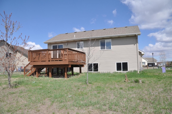 5320 Edinburgh Way, Big Lake, MN 55309