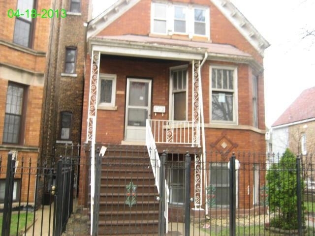 2833 S Kedvale Ave, Chicago, IL 60623