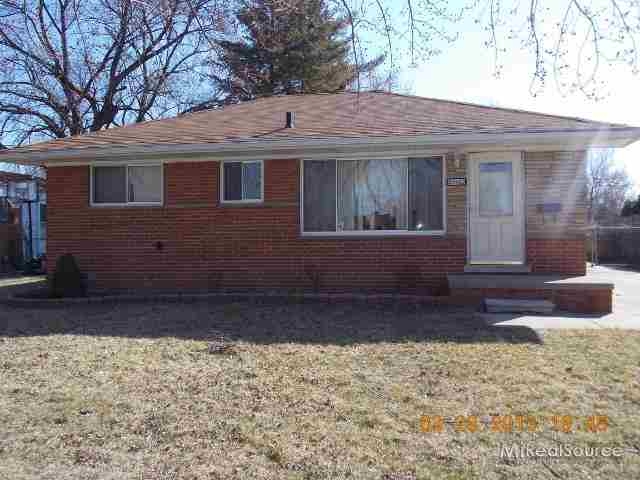 25480 Patricia Ave, Warren, MI 48091