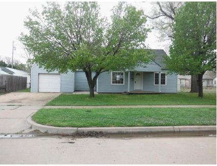 1119 W Jewell St, Wichita, KS 67213