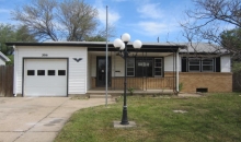 2016 E Mona Ln Wichita, KS 67216