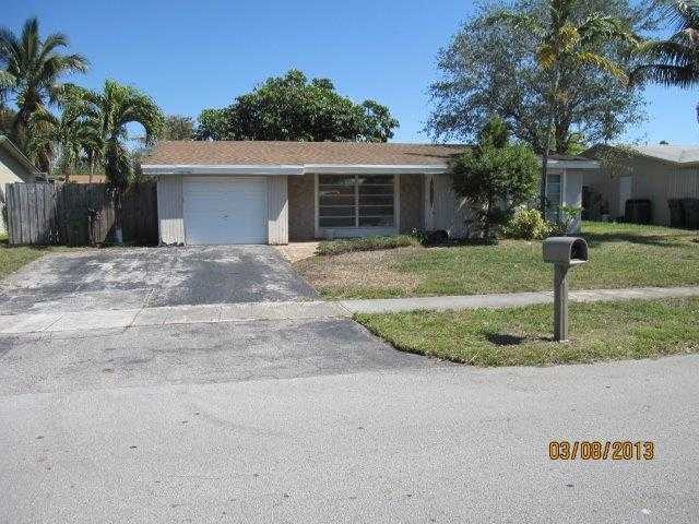 731 Nw 89th Ter, Hollywood, FL 33024