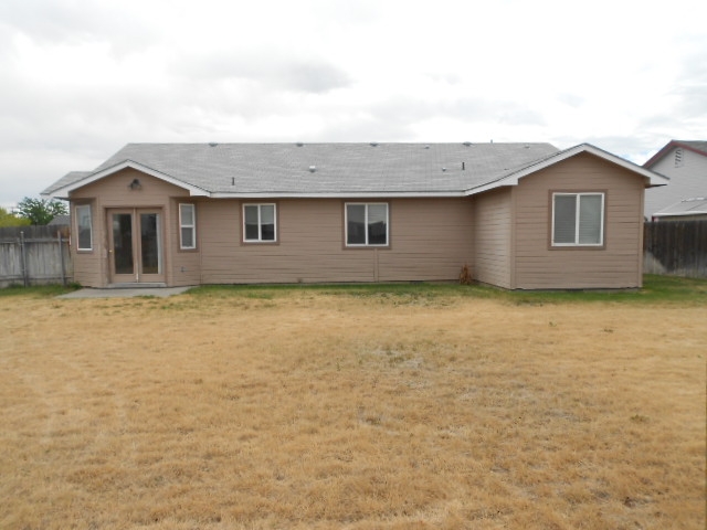 270 E 15th N, Mountain Home, ID 83647