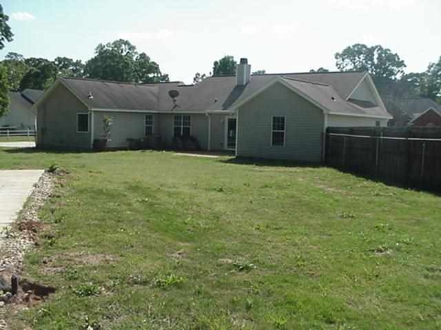 92 Whippoorwill Dr, Warner Robins, GA 31088