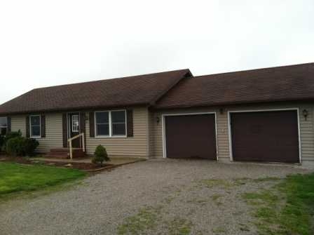 7329 Christy Rd, Defiance, OH 43512