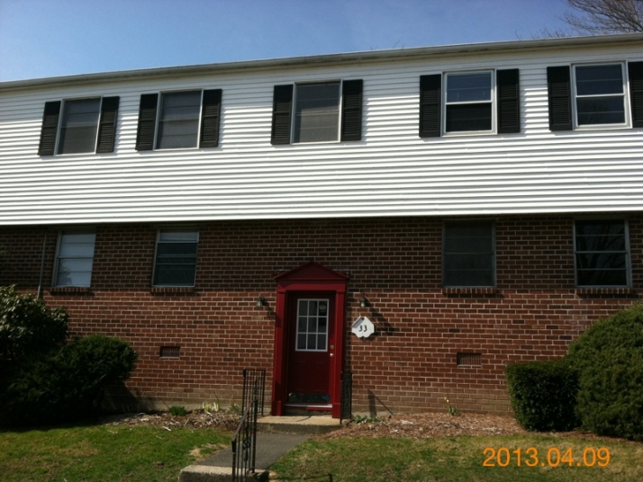 33-2 (Unit 2) Fairview Drive, Danbury, CT 06810