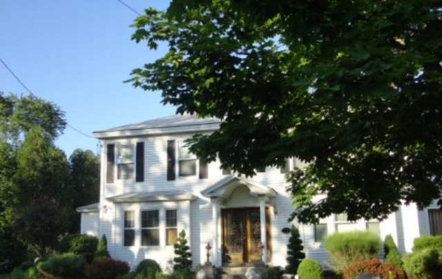 13 Quincy Street, Methuen, MA 01844