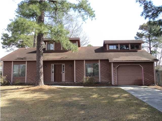 310 Indian Dr, Summerville, SC 29483