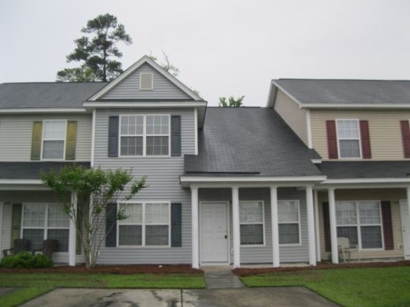 231 Congaree River Dr, Summerville, SC 29485