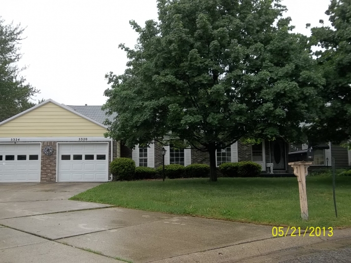 5320 Vineyard Ln, Flushing, MI 48433