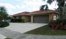 210 SW 136 AV Miami, FL 33184