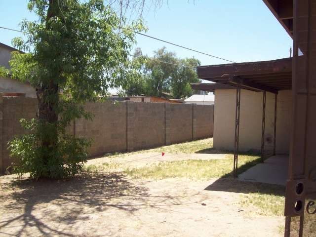 3809 W Griswold Road, Phoenix, AZ 85051